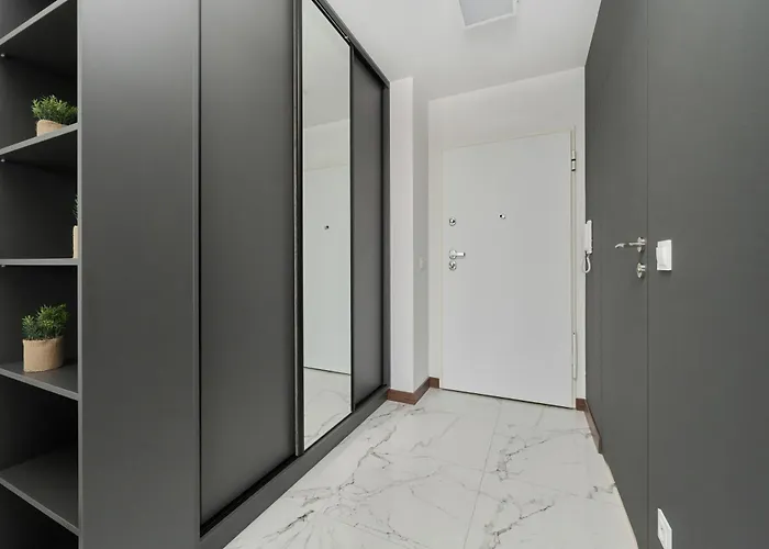 Apartament Rent Like - Spacious With Balcony Slonimskiego 2